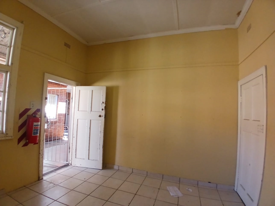 To Let Commercial Property for Rent in Rustenburg Central North West